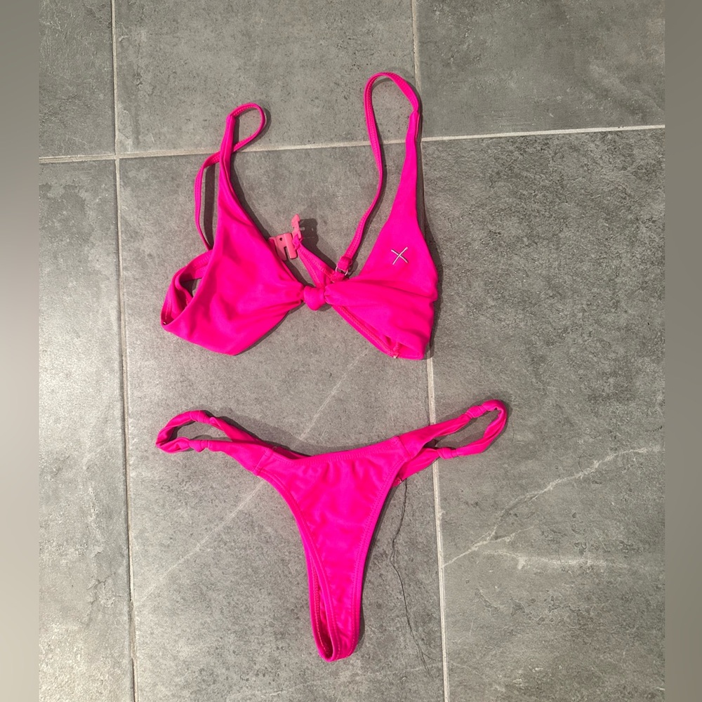 Boutine LA bikini
